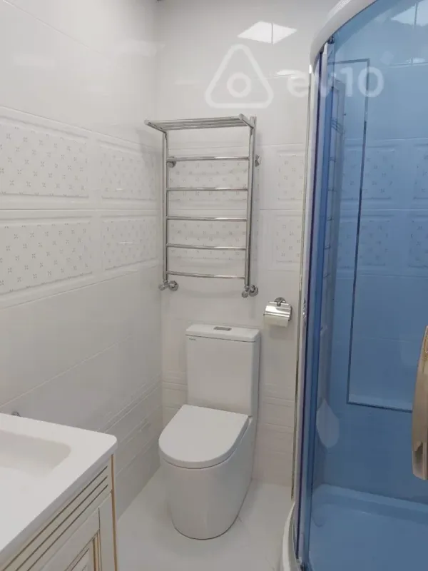 Kirayə verilir 2 otaqlı yeni tikili 65 m²