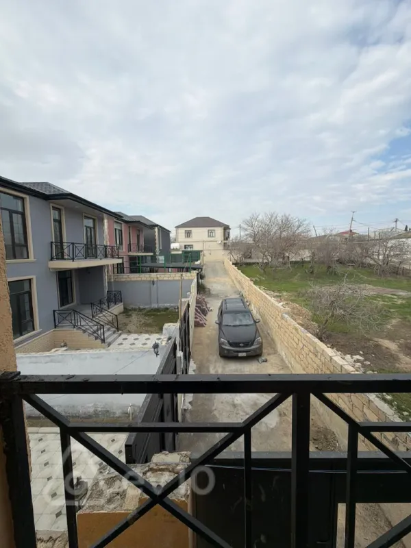 Satılır 4 otaqlı həyət evi 150 m²