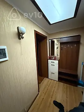 Kirayə verilir 2 otaqlı köhnə tikili 60 m²