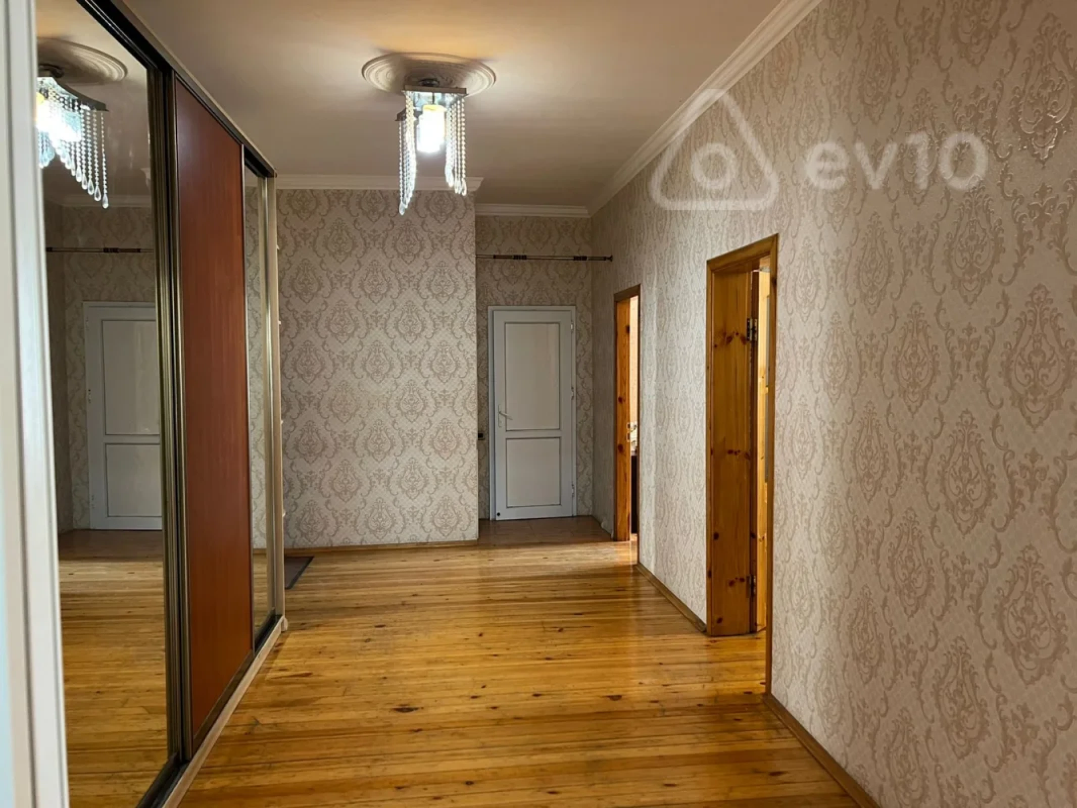 Kirayə verilir 3 otaqlı yeni tikili 80 m²