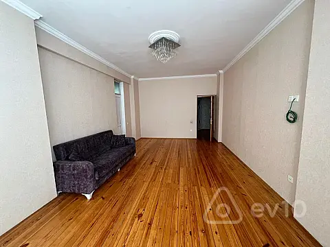 Kirayə verilir 3 otaqlı yeni tikili 80 m²