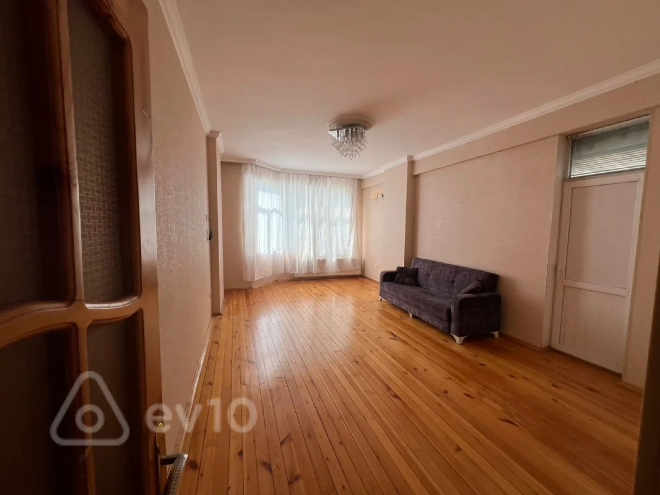 Kirayə verilir 3 otaqlı yeni tikili 80 m²