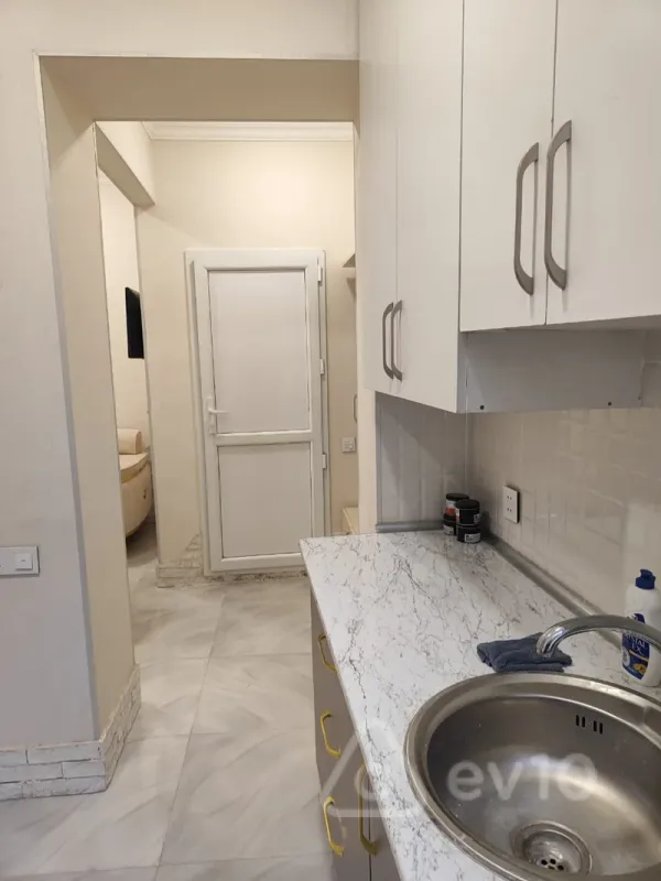 Kirayə verilir 2 otaqlı həyət evi 54 m²