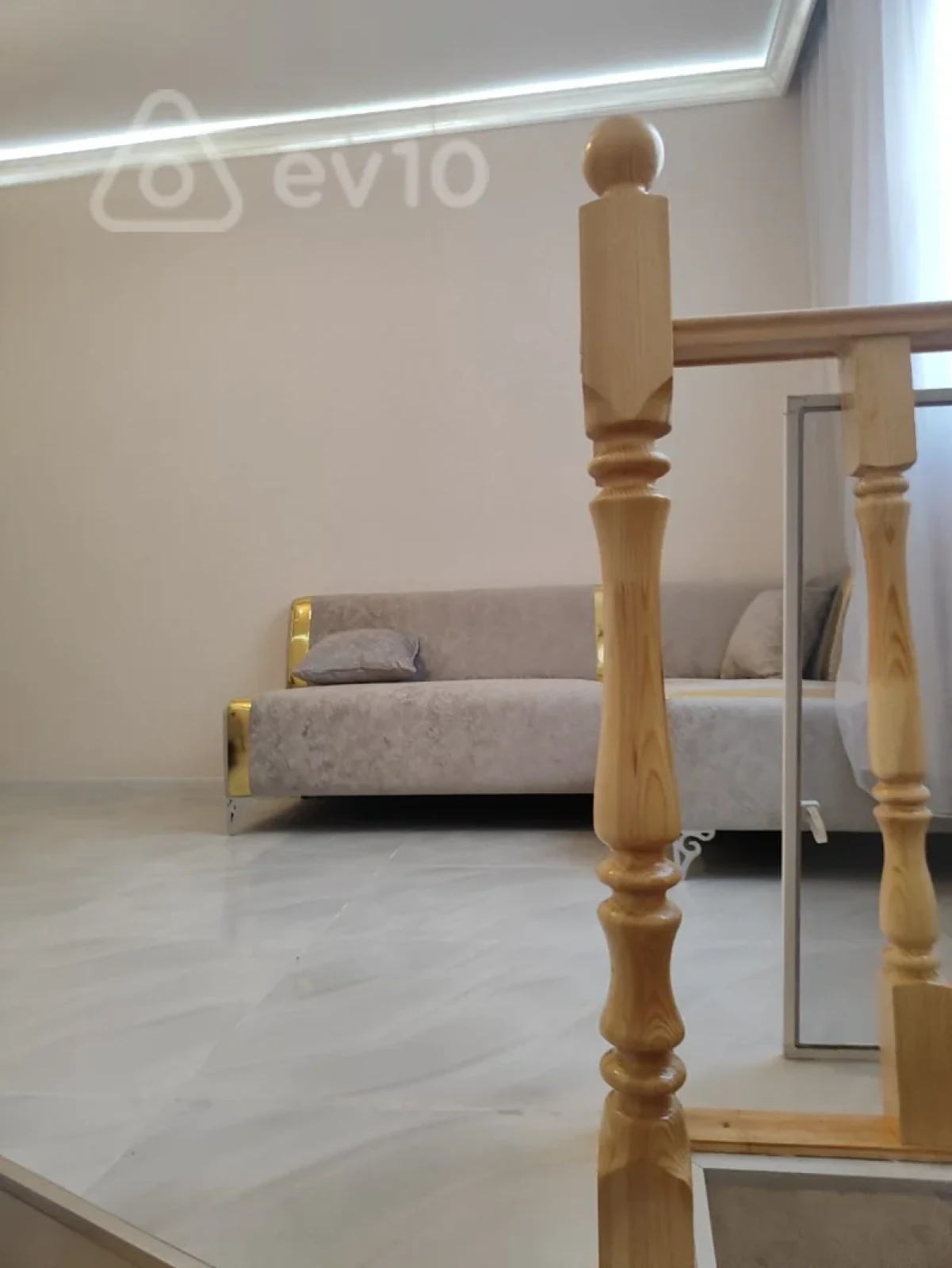 Kirayə verilir 2 otaqlı həyət evi 54 m²