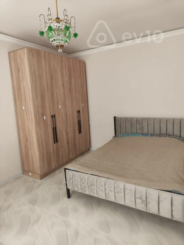 Kirayə verilir 2 otaqlı həyət evi 54 m²