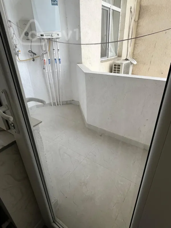 Kirayə verilir 2 otaqlı yeni tikili 55 m²