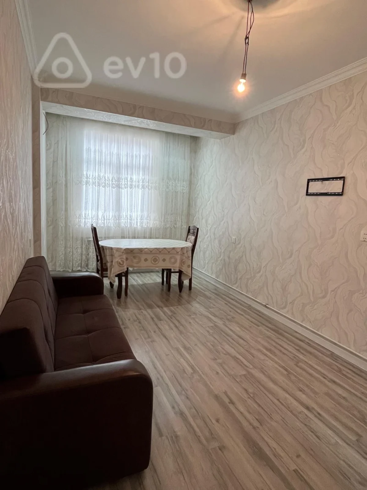 Kirayə verilir 2 otaqlı yeni tikili 55 m²