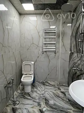 Kirayə verilir 2 otaqlı yeni tikili 55 m²