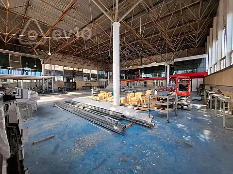 Kirayə verilir mənzil 1600 m²