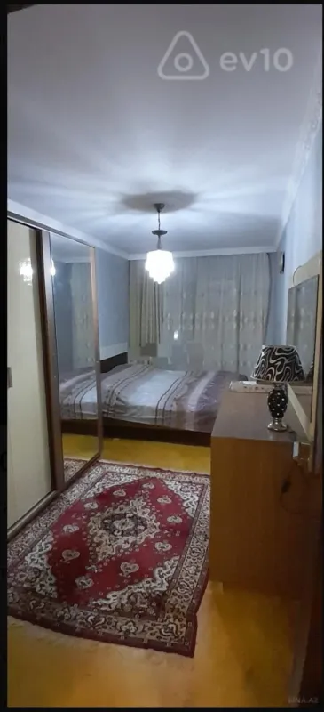 Kirayə verilir 3 otaqlı köhnə tikili 70 m²