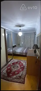 Kirayə verilir 3 otaqlı köhnə tikili 70 m²