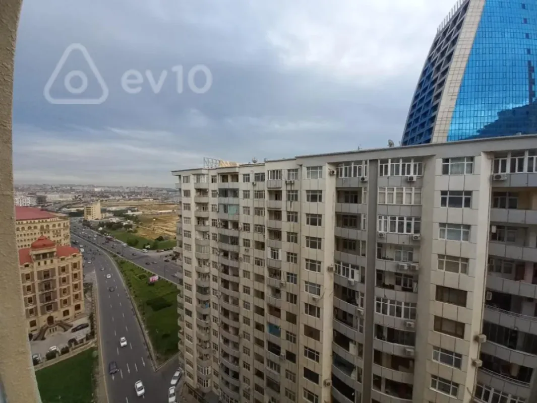 Kirayə verilir 2 otaqlı yeni tikili 69 m²