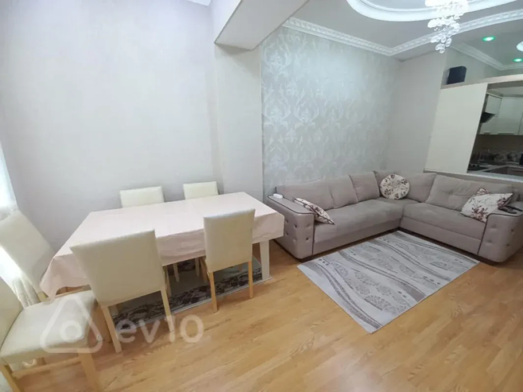 Kirayə verilir 2 otaqlı yeni tikili 69 m²