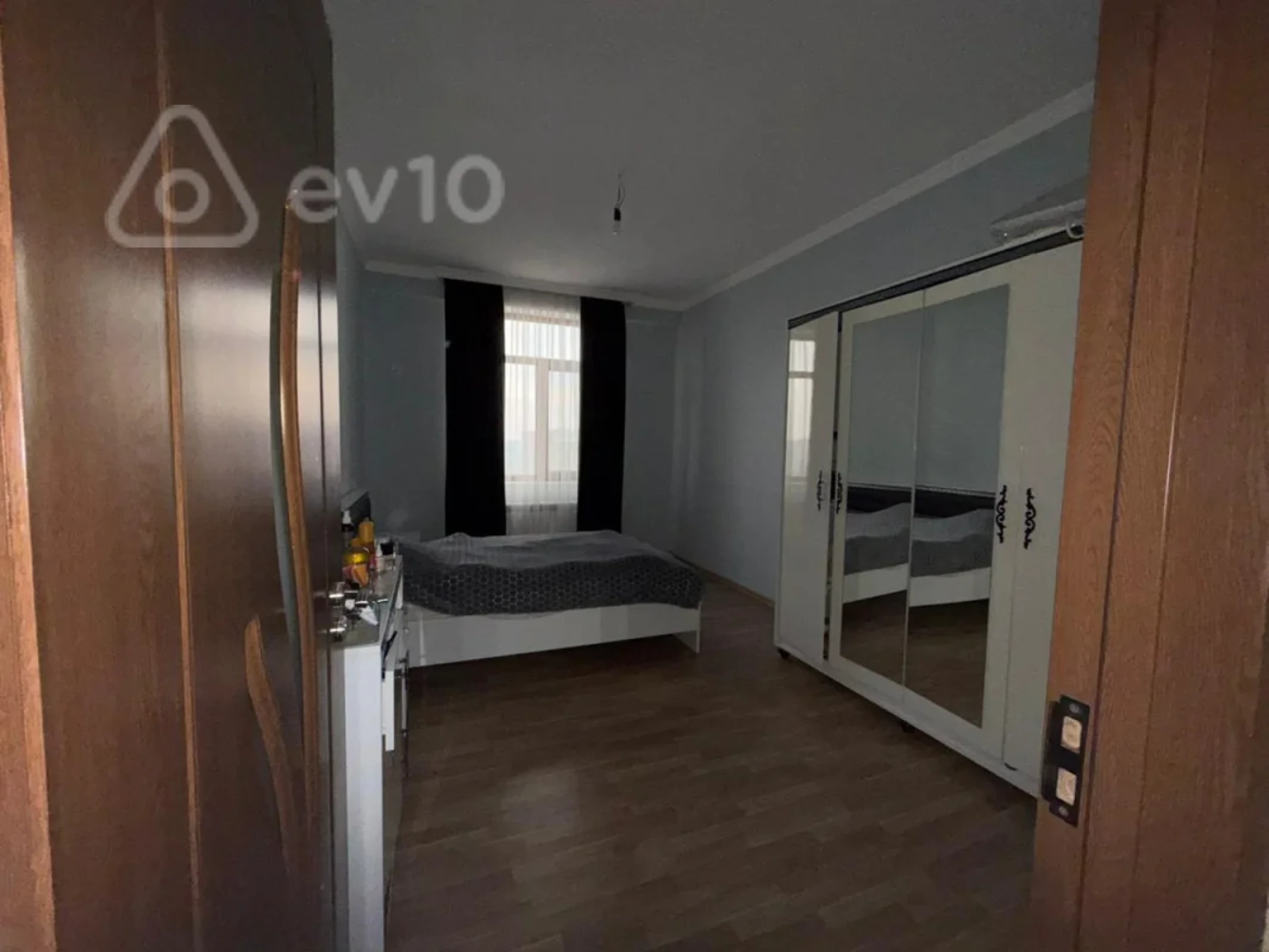 Satılır 2 otaqlı yeni tikili 85 m²