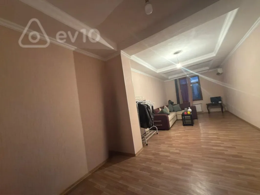 Satılır 2 otaqlı yeni tikili 85 m²