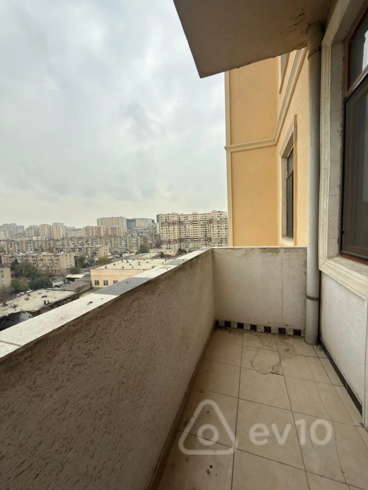 Satılır 2 otaqlı yeni tikili 85 m²