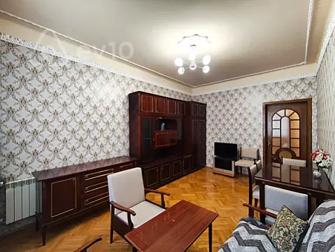 Kirayə verilir 3 otaqlı köhnə tikili 50 m²