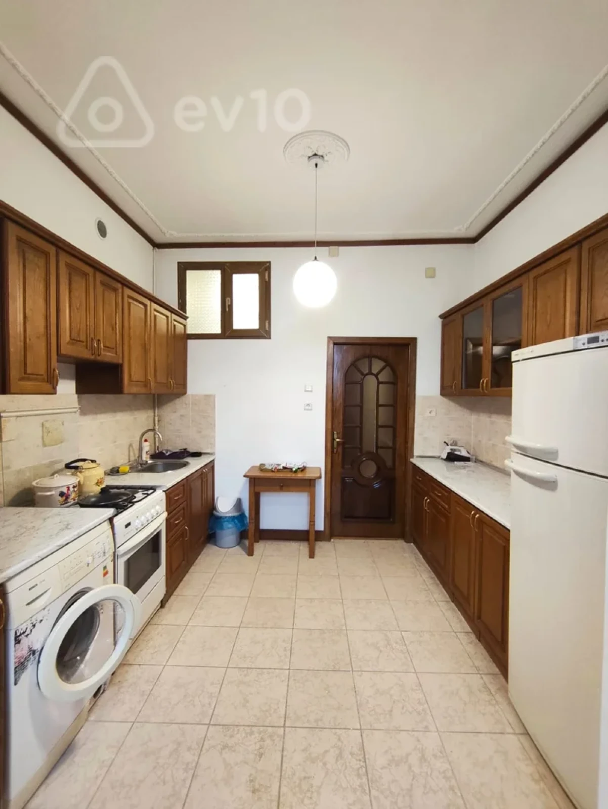 Kirayə verilir 3 otaqlı köhnə tikili 50 m²