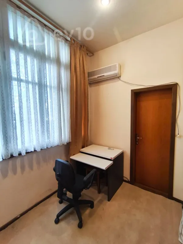 Kirayə verilir 3 otaqlı köhnə tikili 50 m²