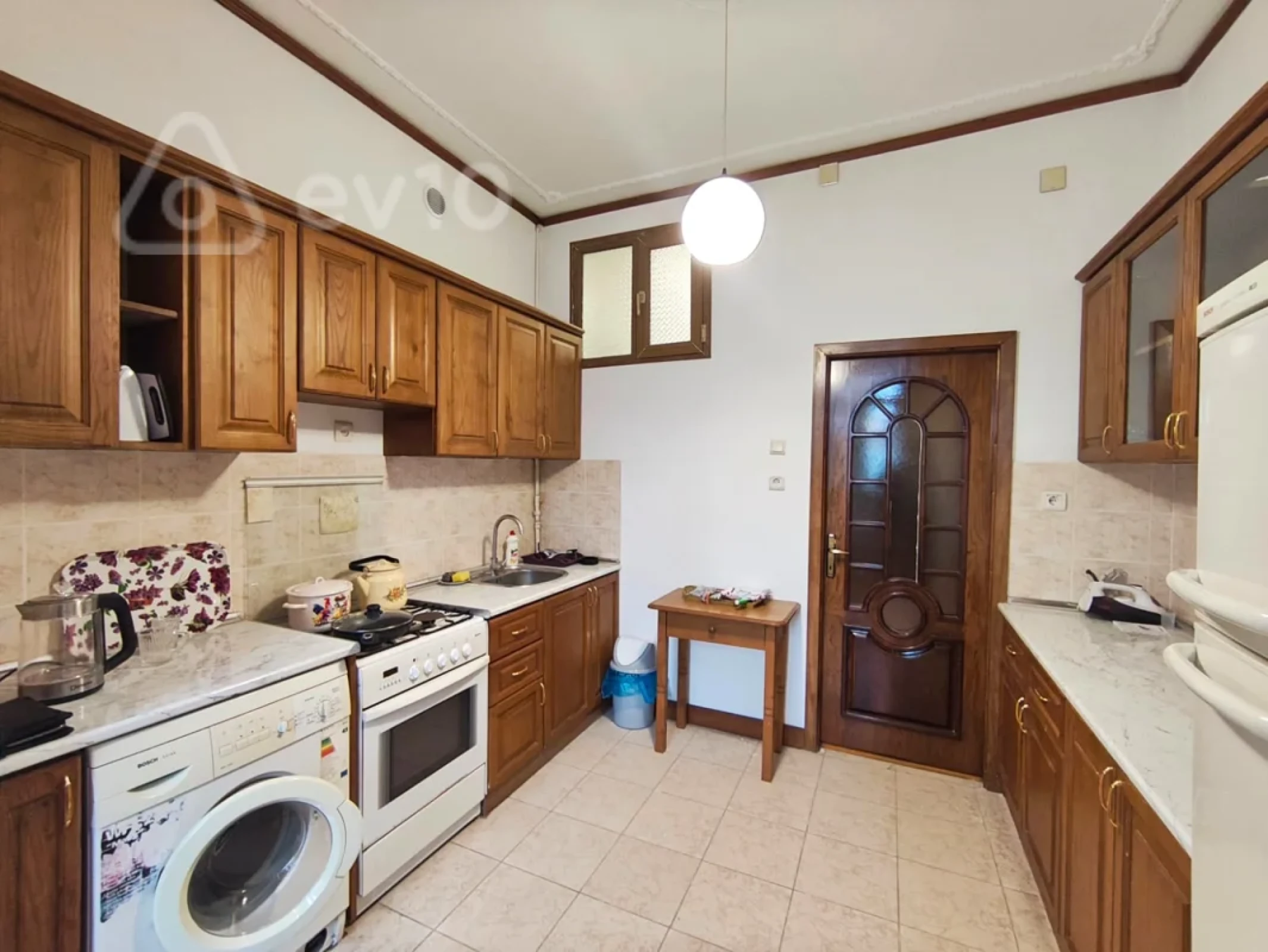 Kirayə verilir 3 otaqlı köhnə tikili 50 m²