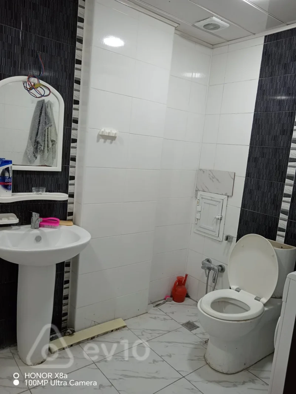 Kirayə verilir 2 otaqlı yeni tikili 55 m²