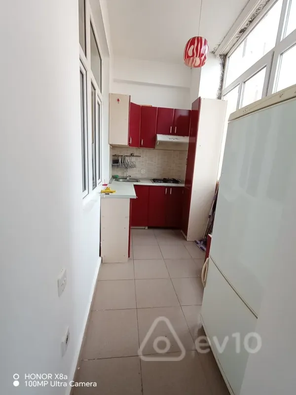 Kirayə verilir 2 otaqlı yeni tikili 55 m²