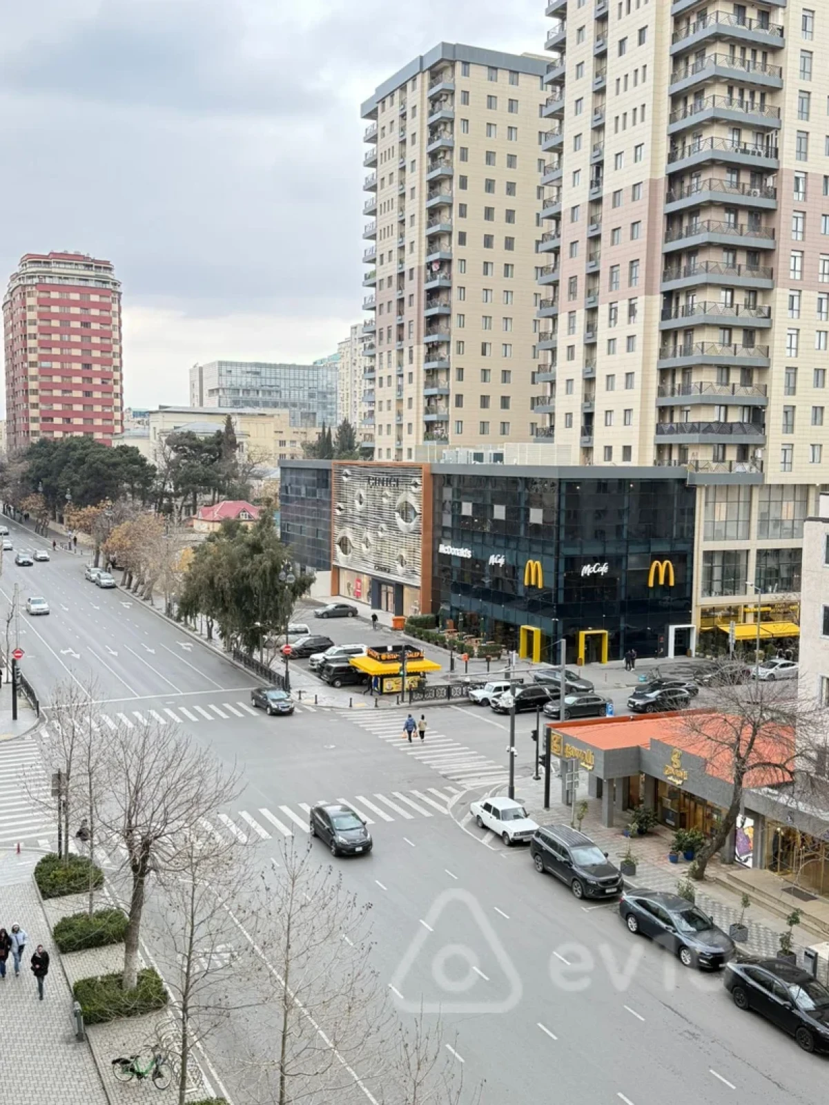 Kirayə verilir 2 otaqlı yeni tikili 100 m²