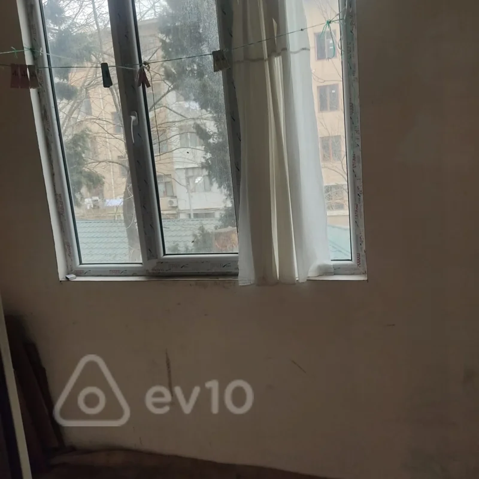 Kirayə verilir 2 otaqlı köhnə tikili 60 m²