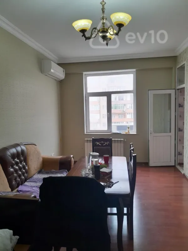 Kirayə verilir 2 otaqlı yeni tikili 90 m²