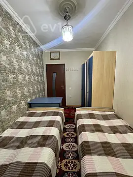 Satılır 3 otaqlı köhnə tikili 85 m²