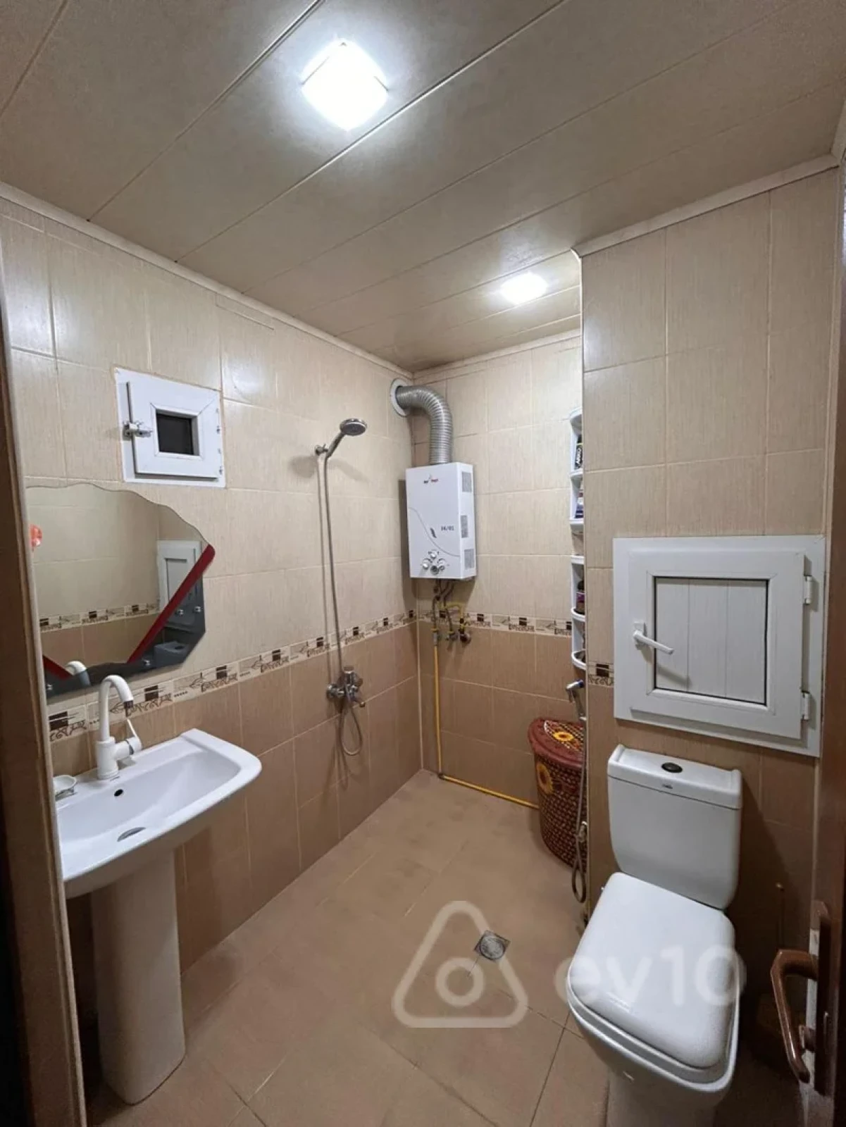 Satılır 3 otaqlı köhnə tikili 85 m²