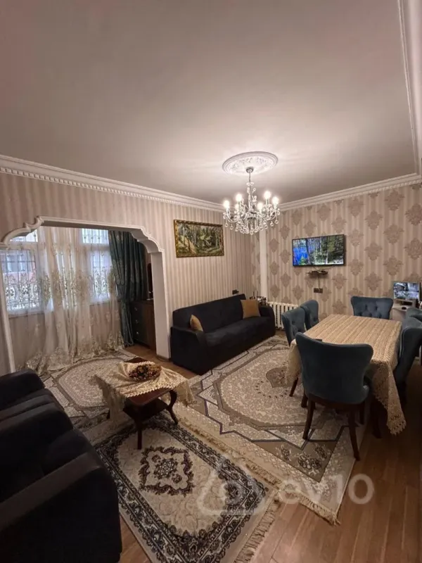 Satılır 3 otaqlı köhnə tikili 85 m²