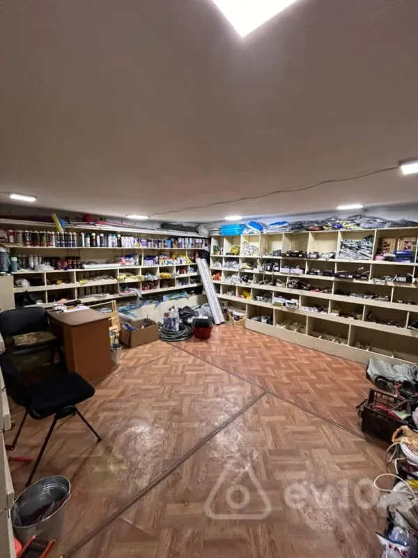 Satılır 3 otaqlı köhnə tikili 85 m²