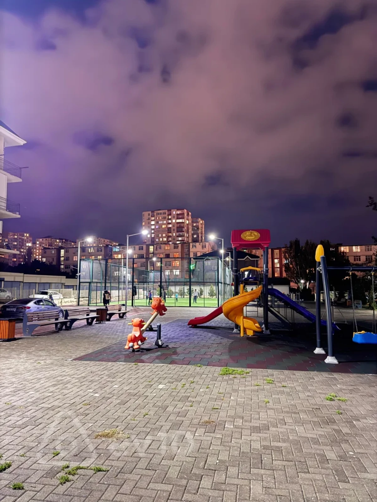 Kirayə verilir 2 otaqlı yeni tikili 72 m²