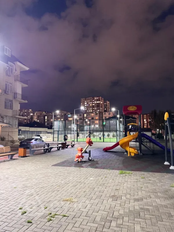 Kirayə verilir 2 otaqlı yeni tikili 72 m²