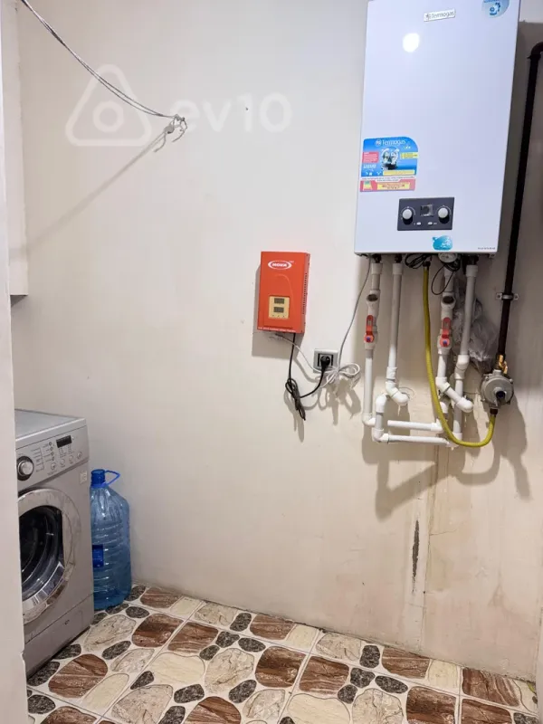 Kirayə verilir 2 otaqlı yeni tikili 72 m²