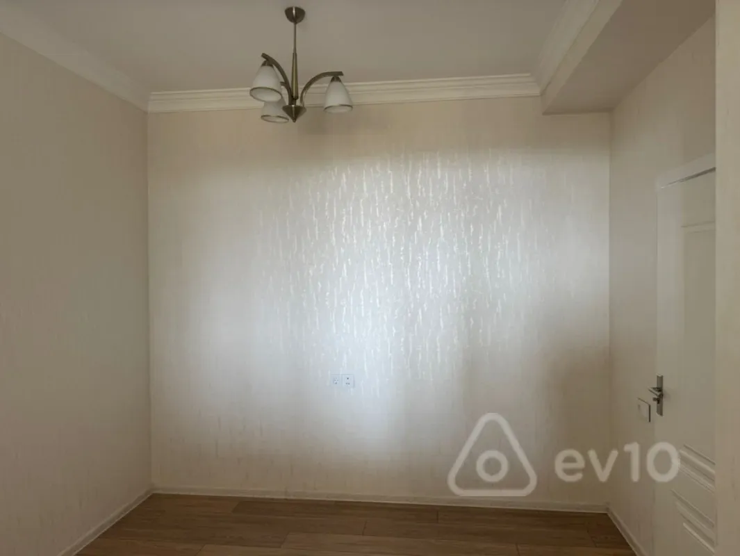 Kirayə verilir 3 otaqlı yeni tikili 110 m²