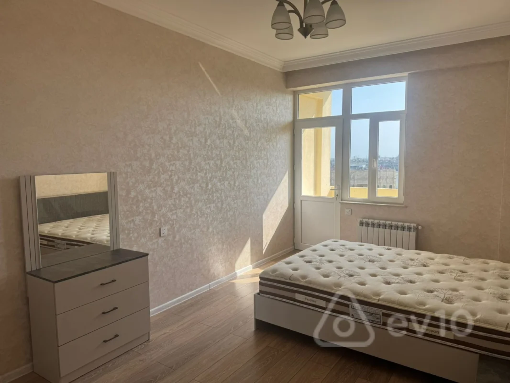 Kirayə verilir 3 otaqlı yeni tikili 110 m²