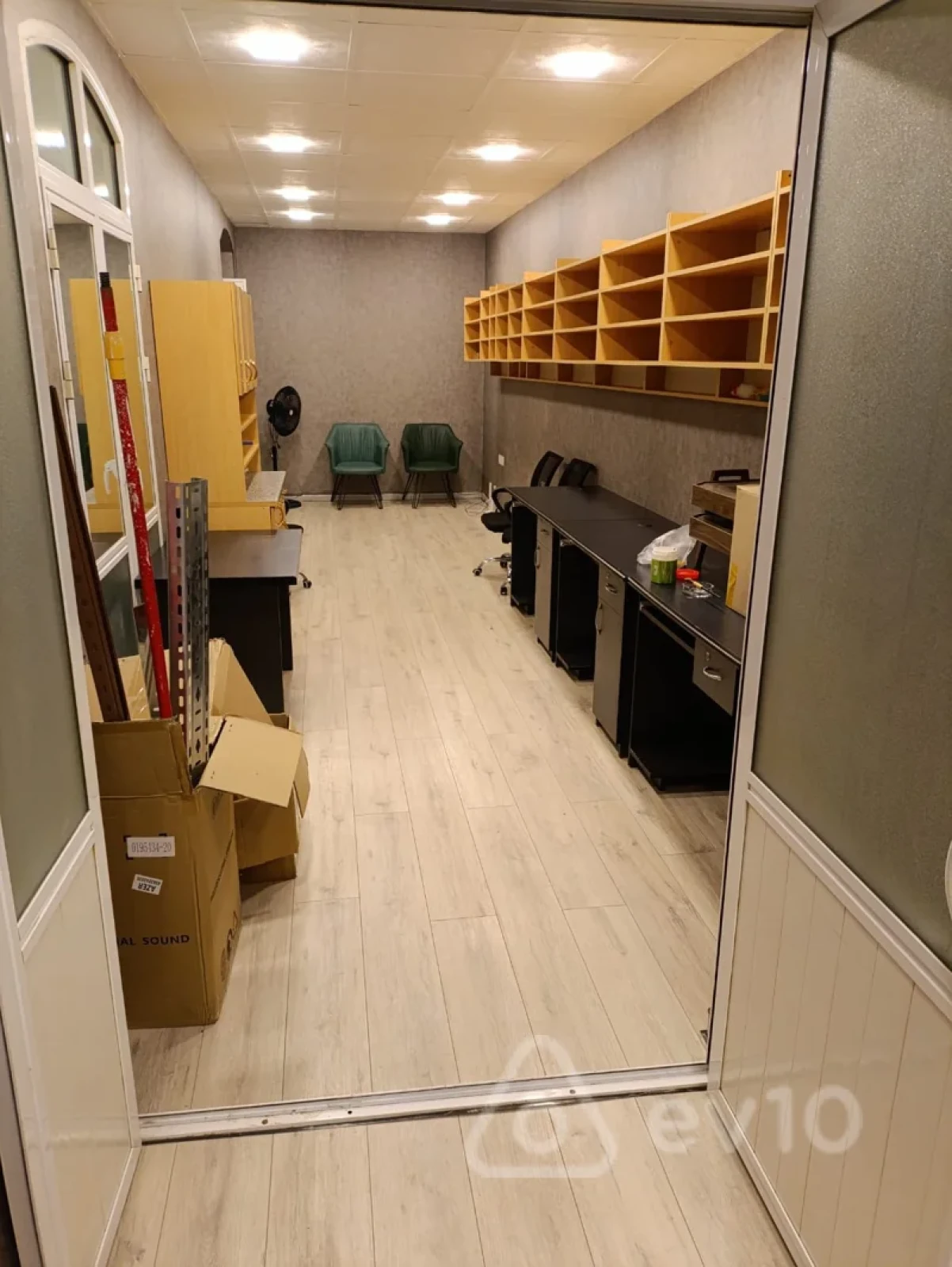 Kirayə verilir 4 otaqlı yeni tikili 100 m²