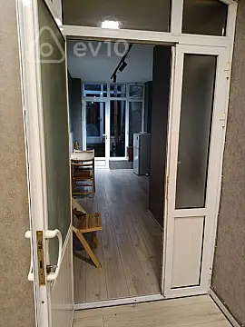 Kirayə verilir 4 otaqlı yeni tikili 100 m²