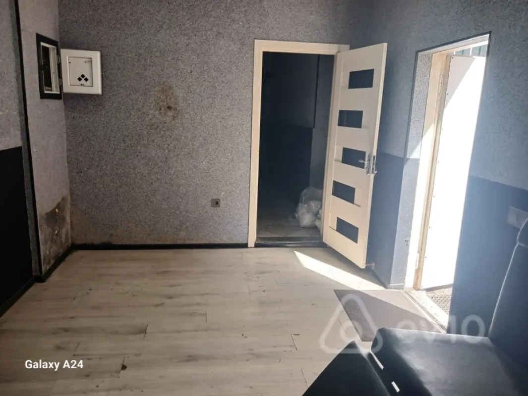 Kirayə verilir 4 otaqlı yeni tikili 100 m²