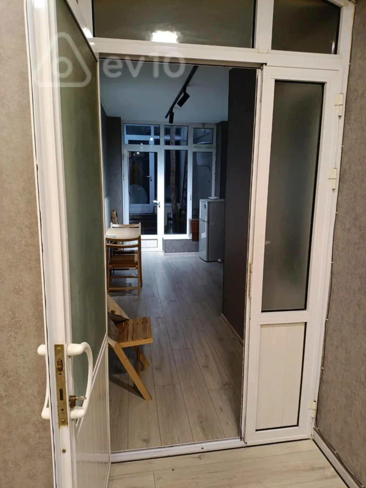 Kirayə verilir 4 otaqlı yeni tikili 100 m²