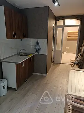 Kirayə verilir 4 otaqlı yeni tikili 100 m²