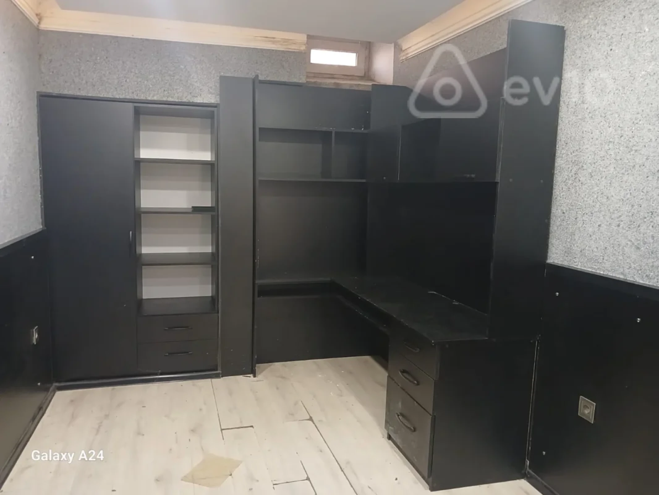 Kirayə verilir 4 otaqlı yeni tikili 100 m²