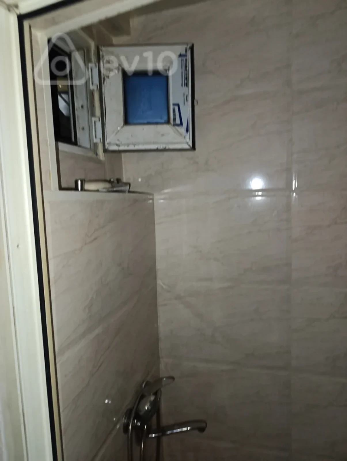 Kirayə verilir 1 otaqlı köhnə tikili 18 m²