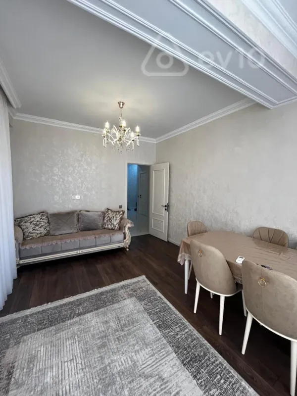 Kirayə verilir 2 otaqlı yeni tikili 76 m²