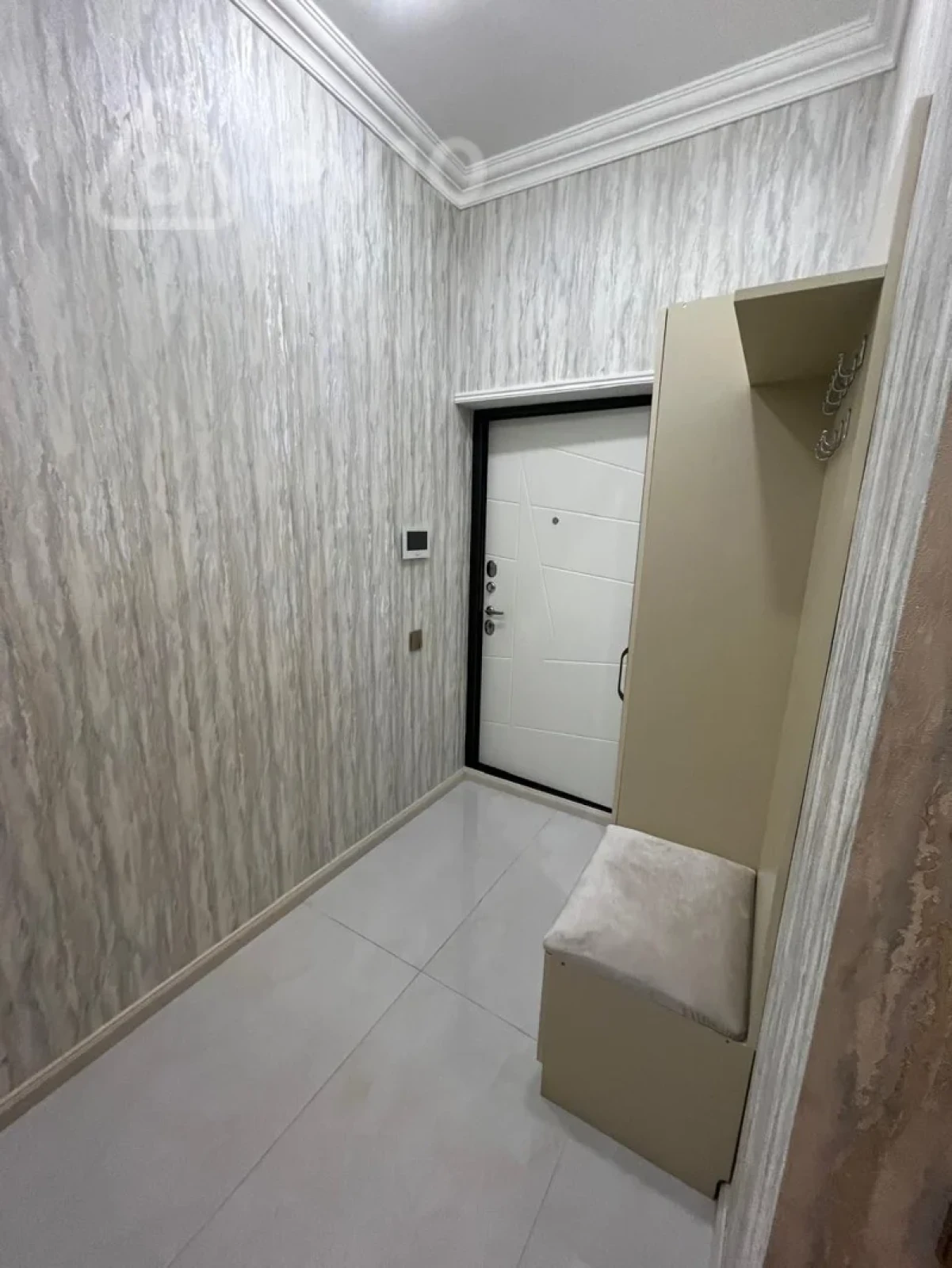 Kirayə verilir 2 otaqlı yeni tikili 76 m²