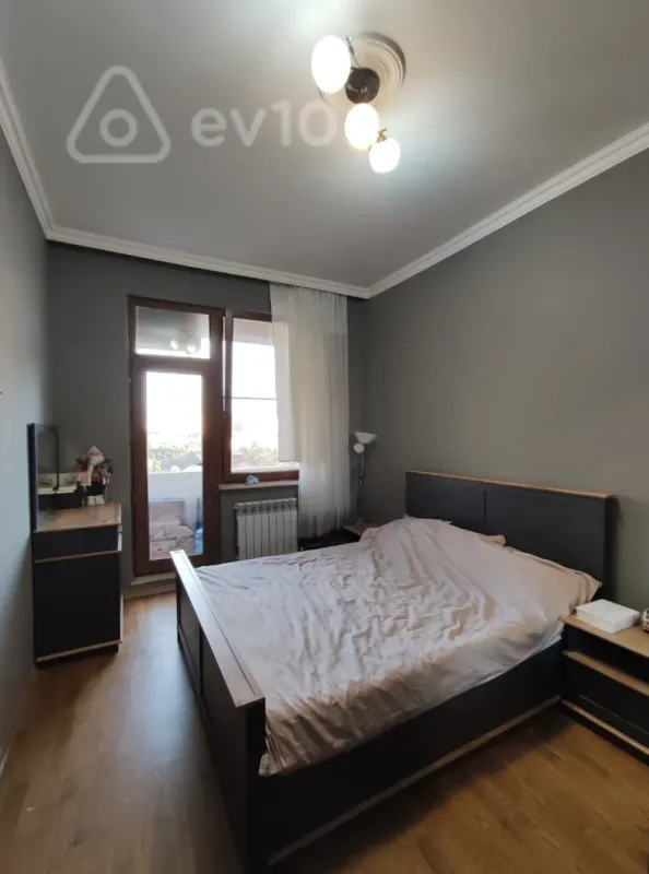 Kirayə verilir 2 otaqlı yeni tikili 56 m²