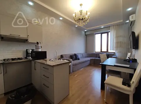 Kirayə verilir 2 otaqlı yeni tikili 56 m²