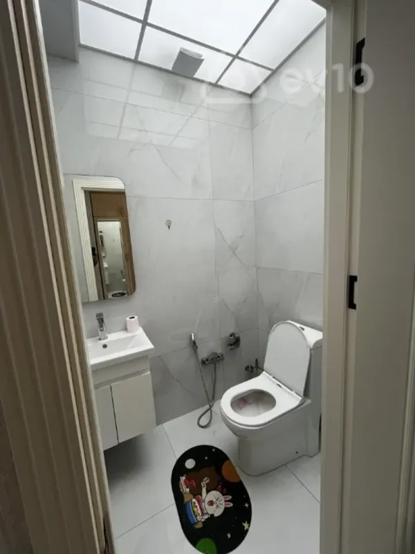 Kirayə verilir 2 otaqlı yeni tikili 90 m²